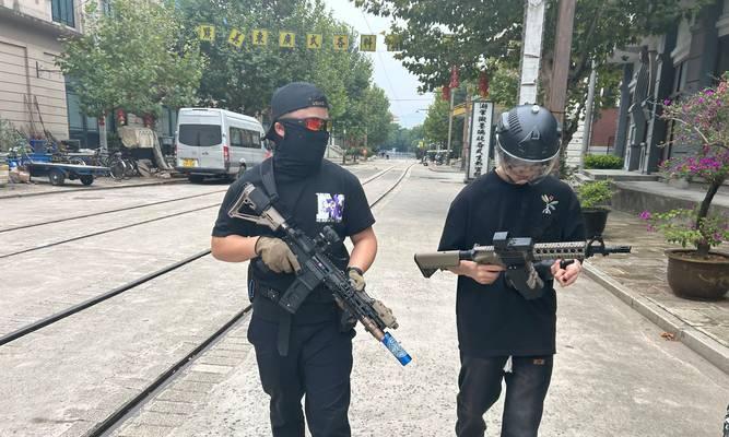 反恐精英2真人模式怎么玩？有哪些技巧？